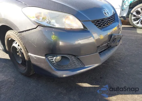 2010 Toyota Matrix z USA, uszkodzony, nr VIN 2T1KU4EE5AC283897